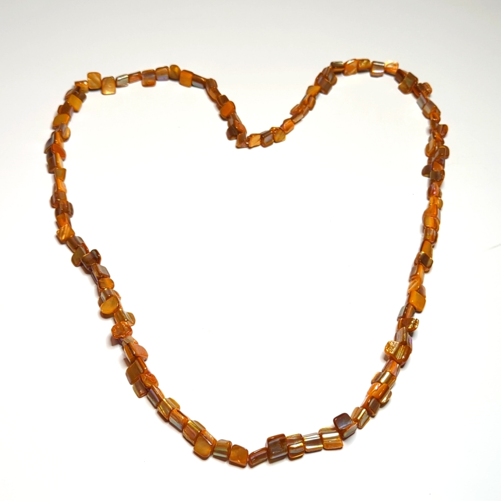 31" coral and orange color shell beaded necklace